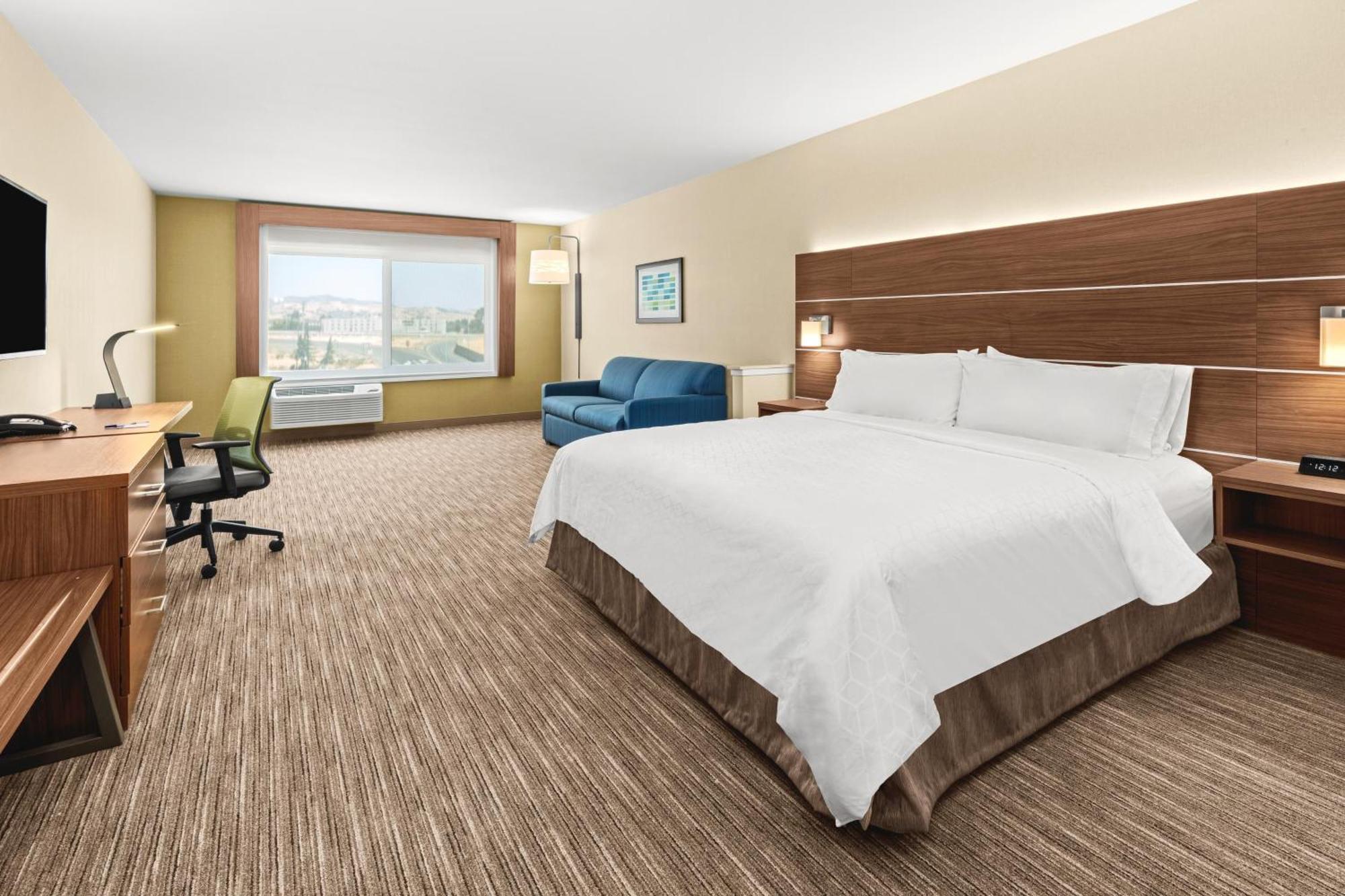 Holiday Inn Express Corning By Ihg Екстериор снимка